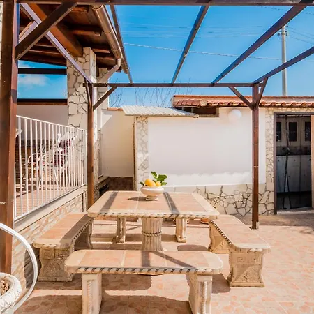 Gaia Villa *